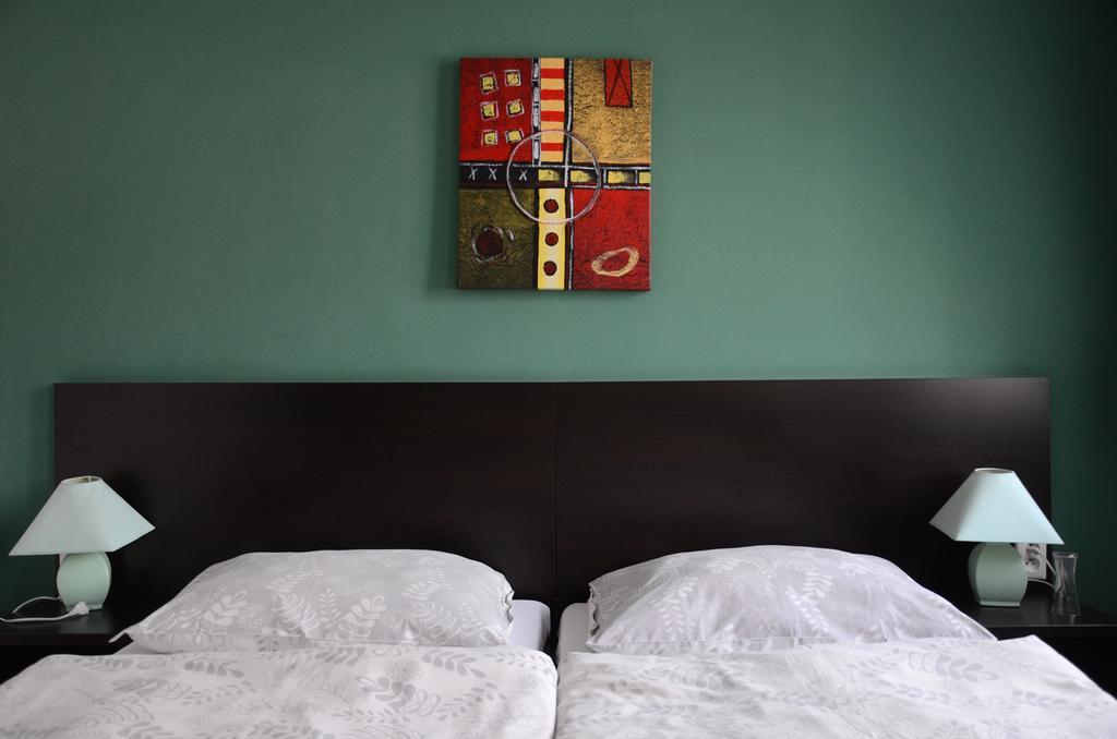 Garni Hotel Fellini Žiar nad Hronom Habitación foto